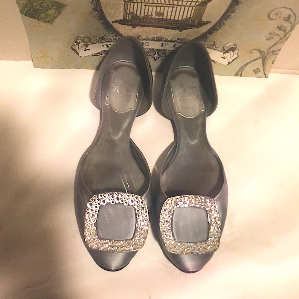 Roger Vivier baby blue satin flats w/brilliant crystal buckles gorgeous sz 34.5 - Picture 10 of 16